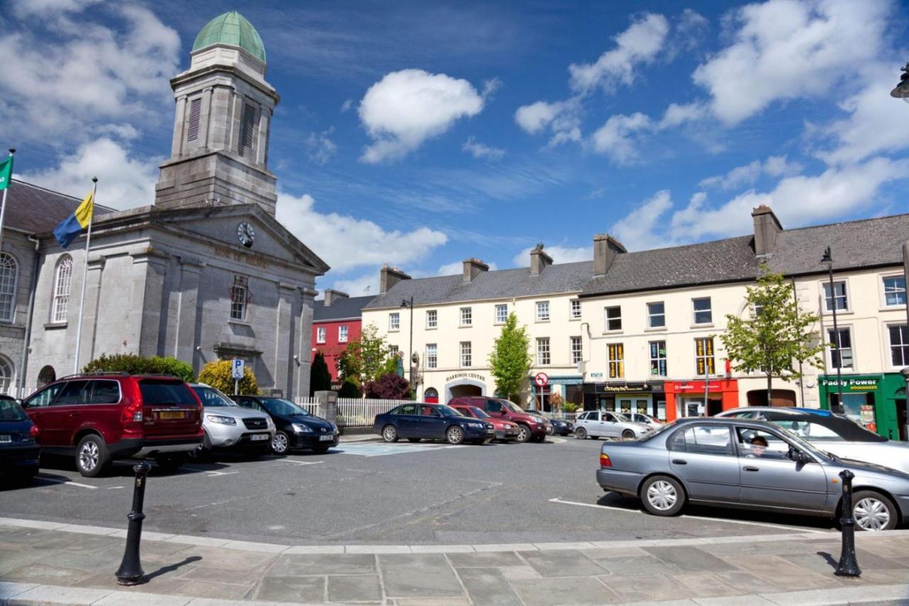 The Coachmans Inn Roscommon Bagian luar foto